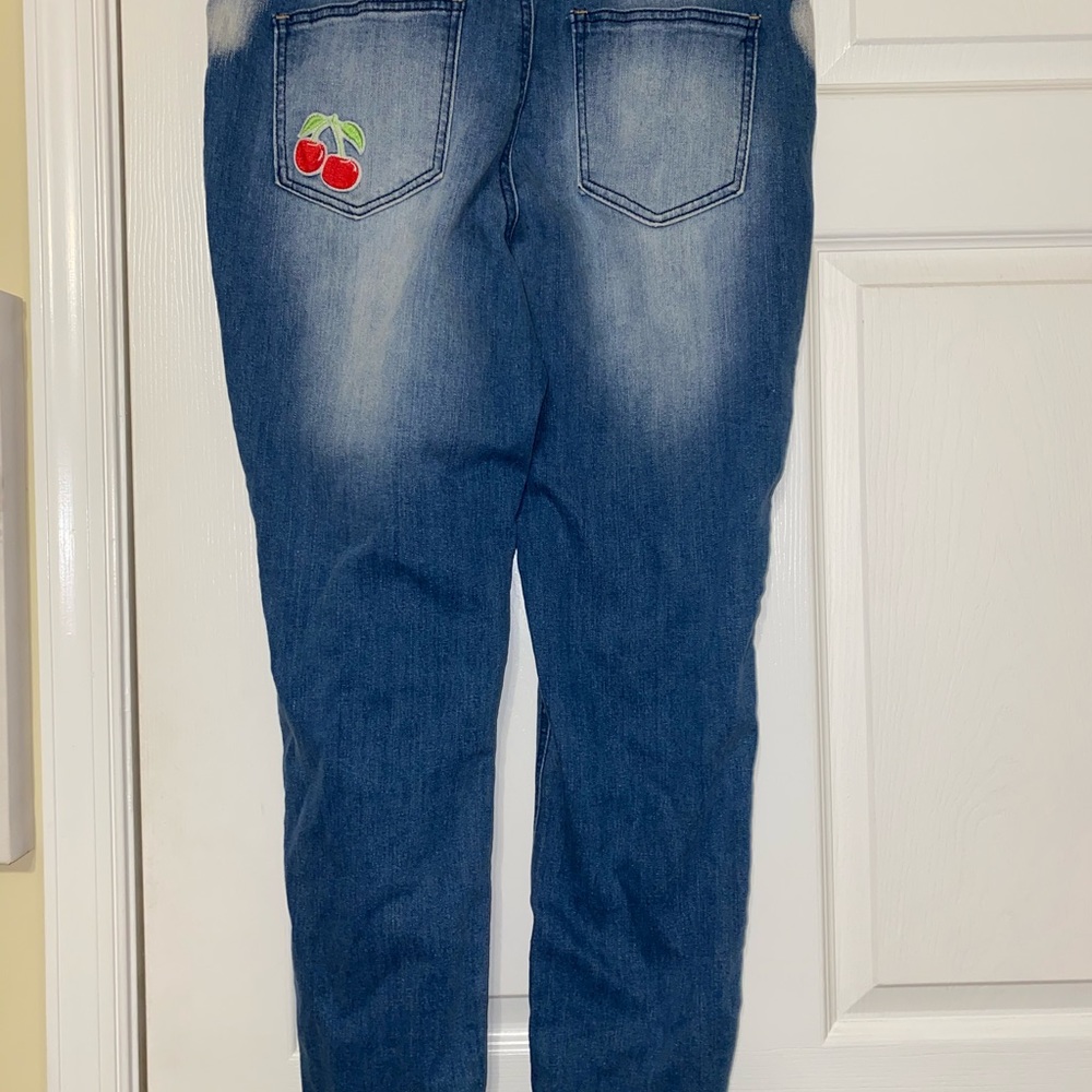 Patch Jeans - image 2